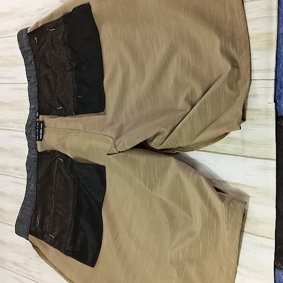 Brickline Hybird Shorts Flat Front Men's Size 36 - Picture 11 of 15